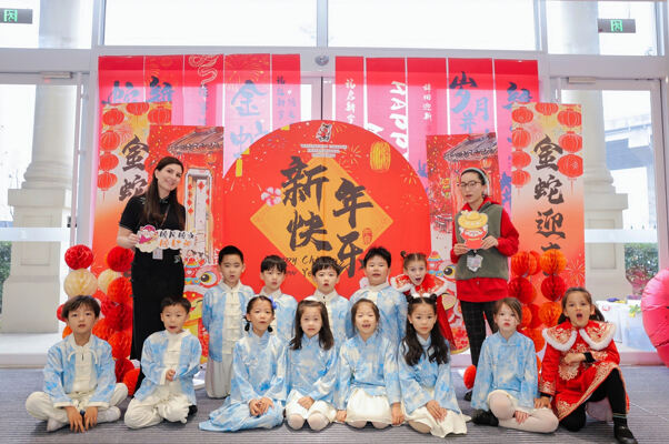 蛇年新春庆祝盛典,杭州惠灵顿外籍人员子女学校
