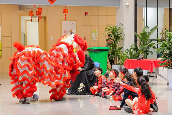 蛇年新春庆祝盛典,杭州惠灵顿外籍人员子女学校