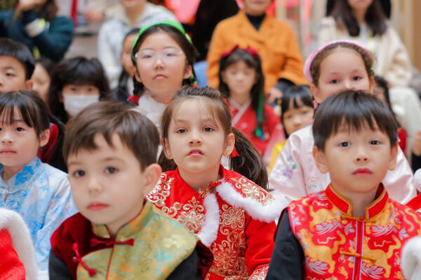 蛇年新春庆祝盛典,杭州惠灵顿外籍人员子女学校