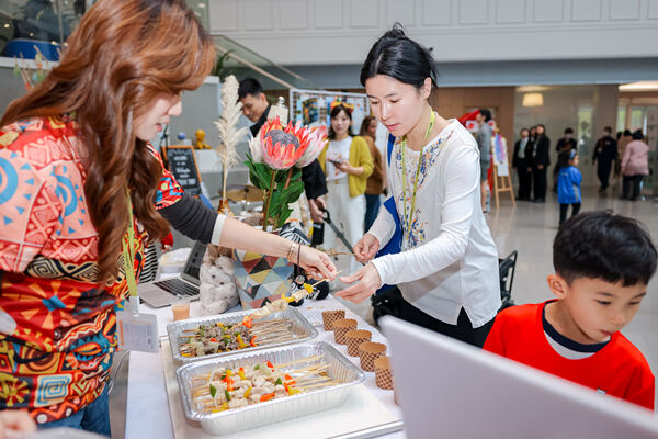 国际日庆典,杭州惠灵顿外籍人员子女学校