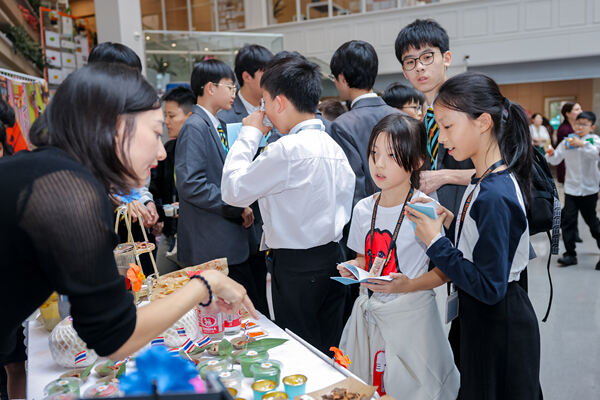 国际日庆典,杭州惠灵顿外籍人员子女学校