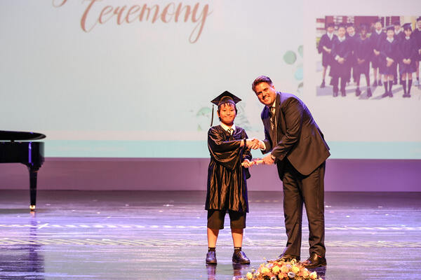 小学部六年级毕业典礼,杭州惠灵顿外籍人员子女学校