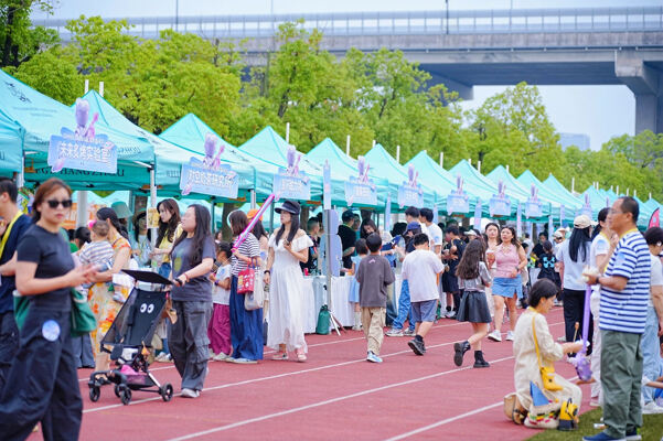 2025夏季嘉年华·海龟音乐节高能回顾,杭州惠灵顿外籍人员子女学校