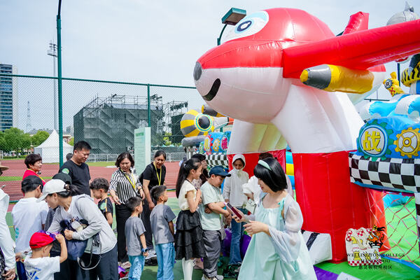 2024惠灵顿杭州校区夏季嘉年华,杭州惠灵顿外籍人员子女学校