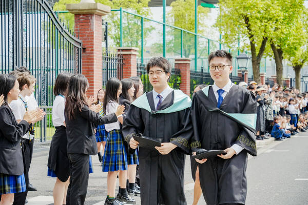 惠灵顿杭州校区高中部毕业典礼,杭州惠灵顿外籍人员子女学校