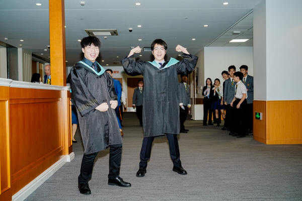 惠灵顿杭州校区高中部毕业典礼,杭州惠灵顿外籍人员子女学校