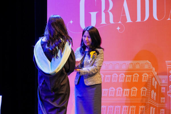 惠灵顿杭州校区高中部毕业典礼,杭州惠灵顿外籍人员子女学校