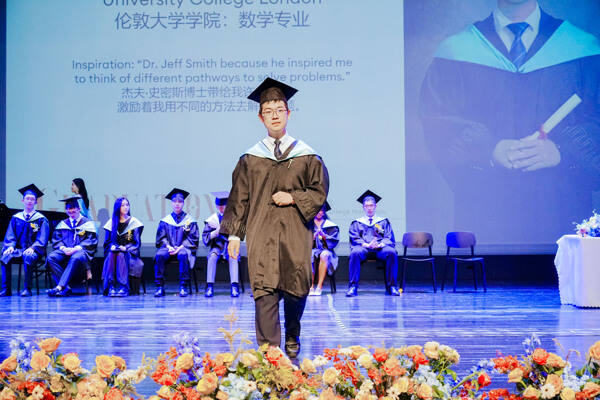 惠灵顿杭州校区高中部毕业典礼,杭州惠灵顿外籍人员子女学校