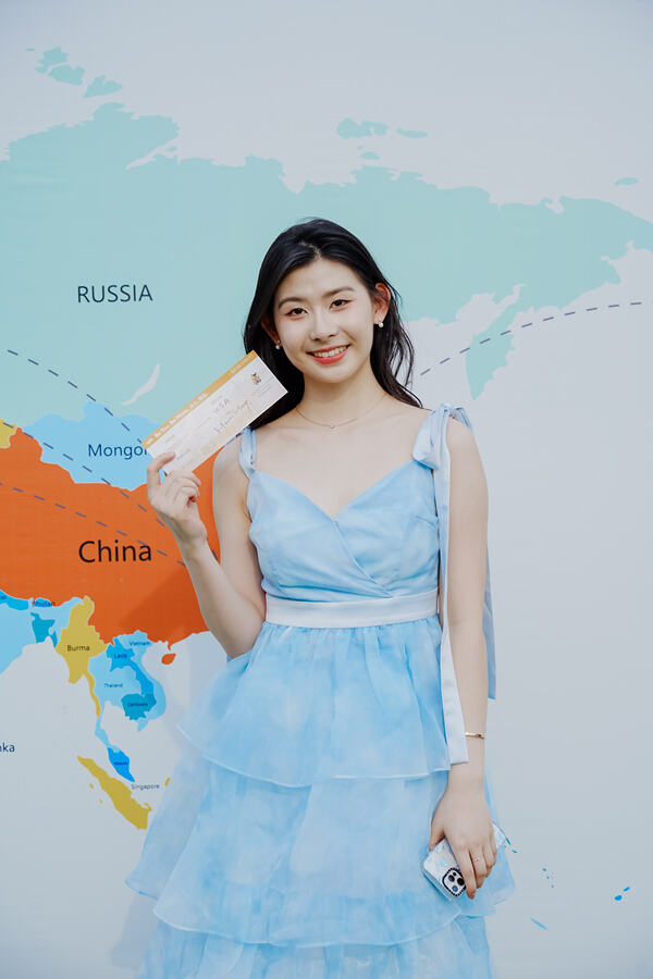 惠灵顿杭州校区高中部毕业典礼,杭州惠灵顿外籍人员子女学校