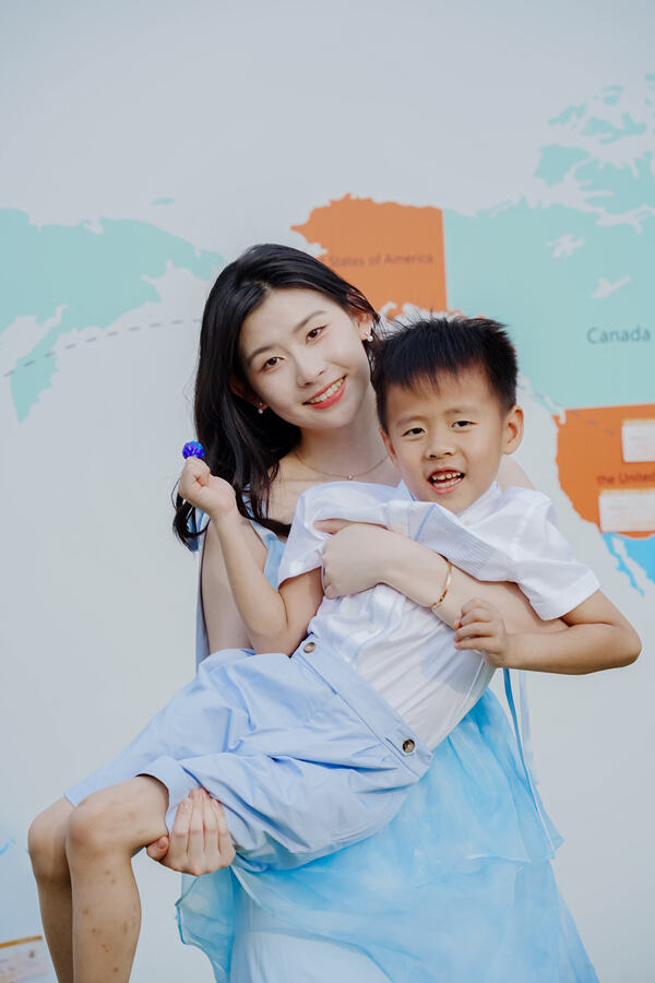 惠灵顿杭州校区高中部毕业典礼,杭州惠灵顿外籍人员子女学校