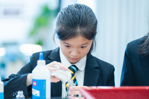 世界心理健康日,杭州惠灵顿外籍人员子女学校
