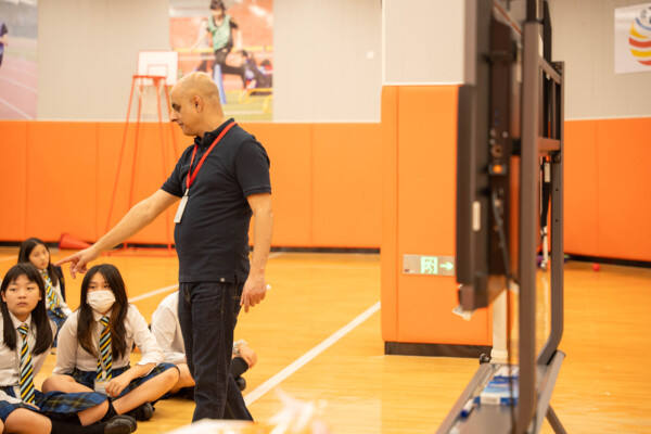 文学周,杭州惠灵顿外籍人员子女学校