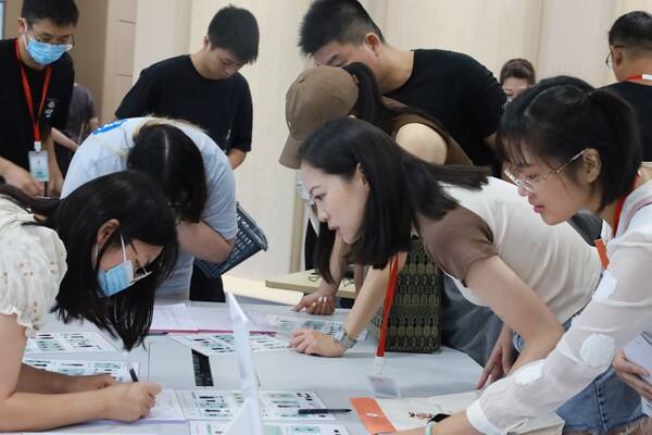 2022-2023学年迎新日,杭州惠灵顿外籍人员子女学校