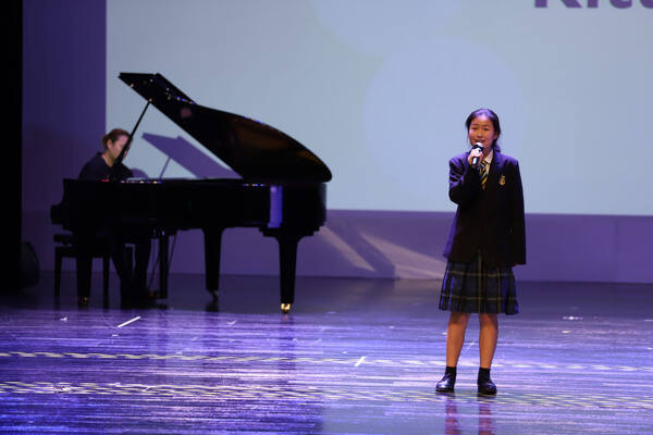 授奖演讲典礼,杭州惠灵顿外籍人员子女学校