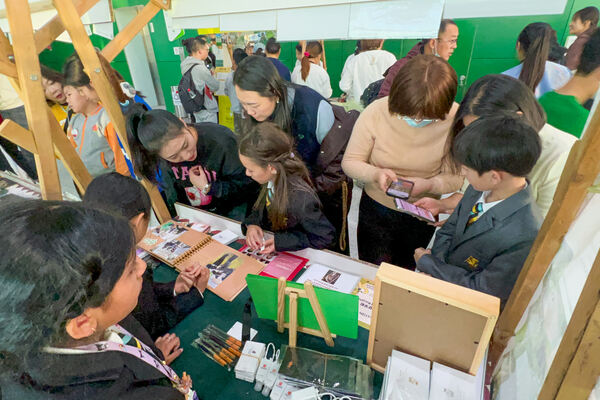 根与芽,杭州惠灵顿外籍人员子女学校