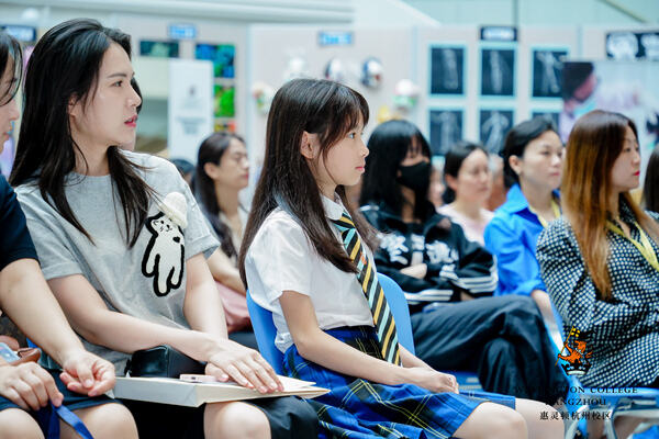 惠灵顿杭州校区迎新日,杭州惠灵顿外籍人员子女学校