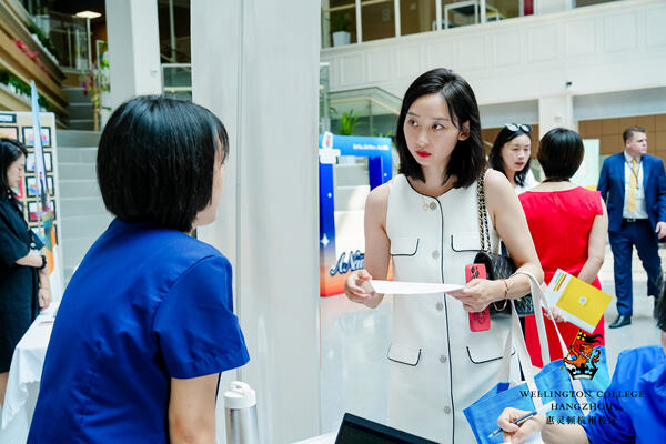 惠灵顿杭州校区迎新日,杭州惠灵顿外籍人员子女学校