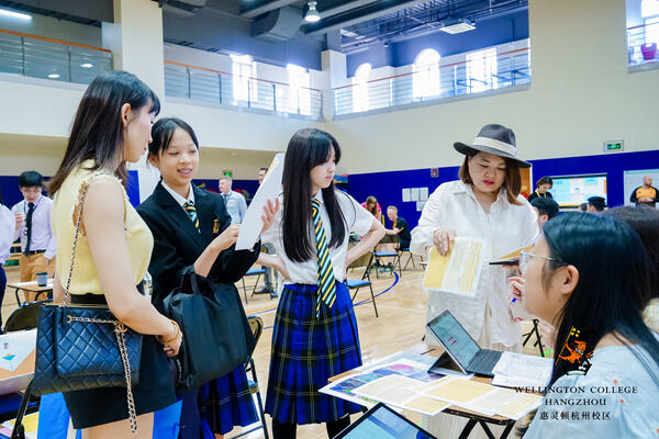 惠灵顿杭州校区迎新日,杭州惠灵顿外籍人员子女学校