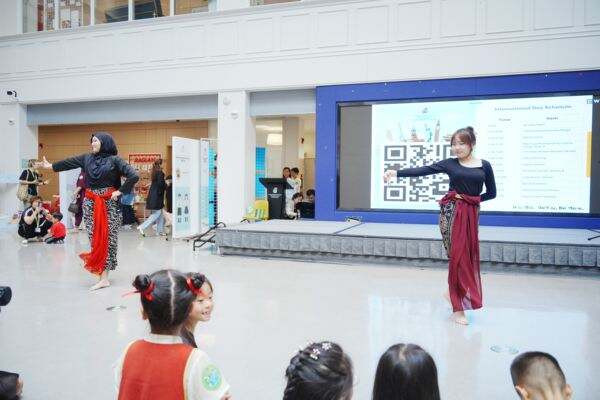 国际日环球奇遇记,杭州惠灵顿外籍人员子女学校