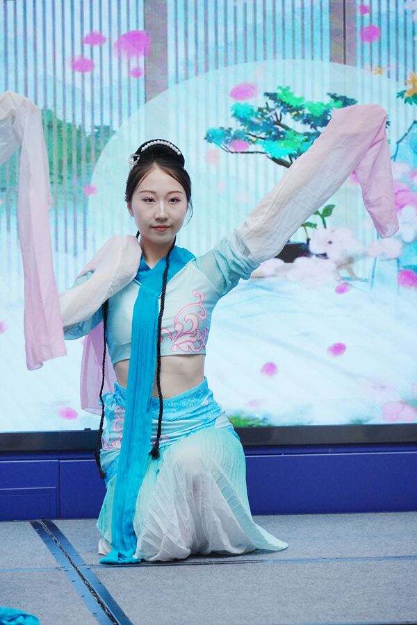 国际日环球奇遇记,杭州惠灵顿外籍人员子女学校
