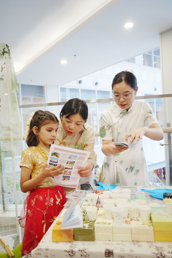 国际日环球奇遇记,杭州惠灵顿外籍人员子女学校