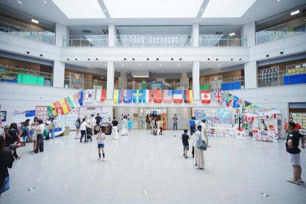 国际日环球奇遇记,杭州惠灵顿外籍人员子女学校