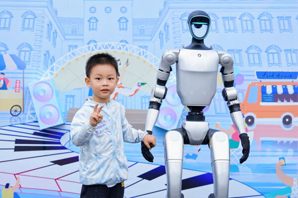2025夏季嘉年华·海龟音乐节高能回顾,杭州惠灵顿外籍人员子女学校