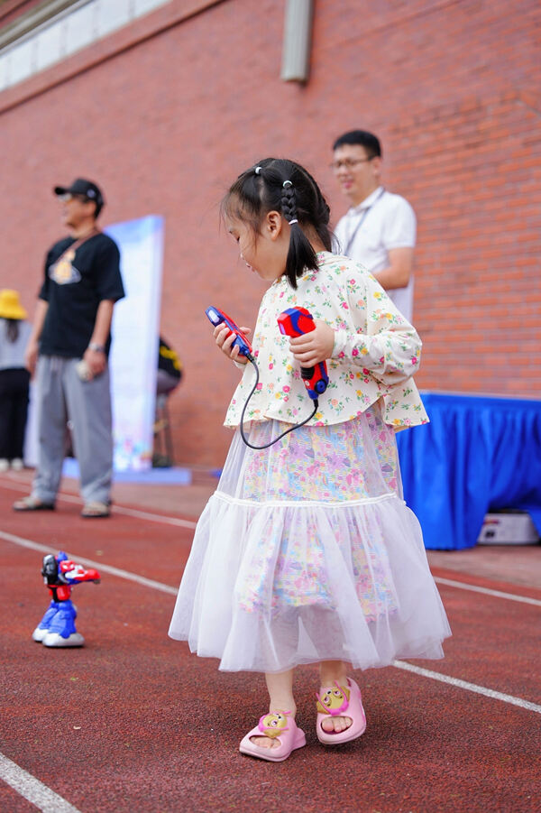 2025夏季嘉年华·海龟音乐节高能回顾,杭州惠灵顿外籍人员子女学校