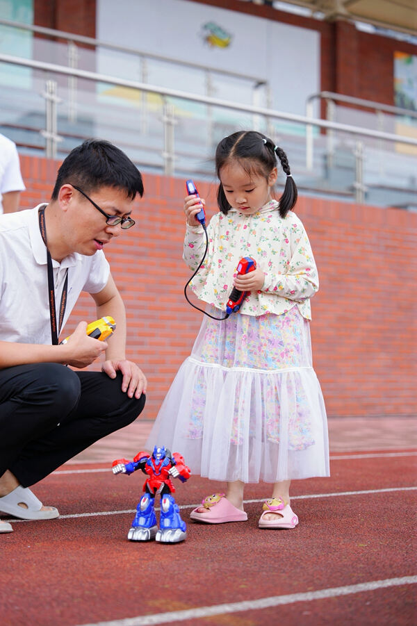 2025夏季嘉年华·海龟音乐节高能回顾,杭州惠灵顿外籍人员子女学校