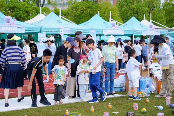 2025夏季嘉年华·海龟音乐节高能回顾,杭州惠灵顿外籍人员子女学校