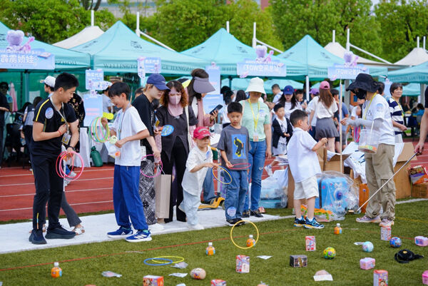 2025夏季嘉年华·海龟音乐节高能回顾,杭州惠灵顿外籍人员子女学校