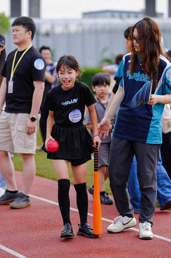 2025夏季嘉年华·海龟音乐节高能回顾,杭州惠灵顿外籍人员子女学校