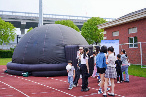 2025夏季嘉年华·海龟音乐节高能回顾,杭州惠灵顿外籍人员子女学校