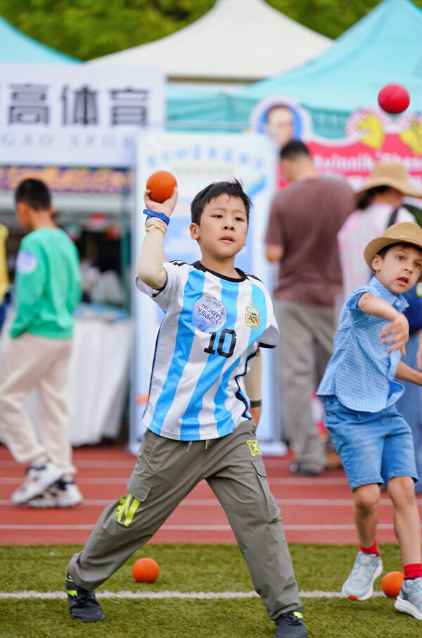 2025夏季嘉年华·海龟音乐节高能回顾,杭州惠灵顿外籍人员子女学校