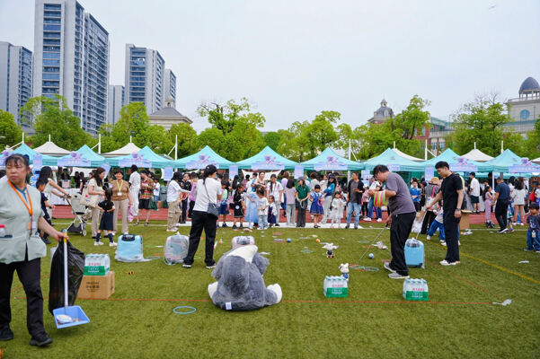 2025夏季嘉年华·海龟音乐节高能回顾,杭州惠灵顿外籍人员子女学校