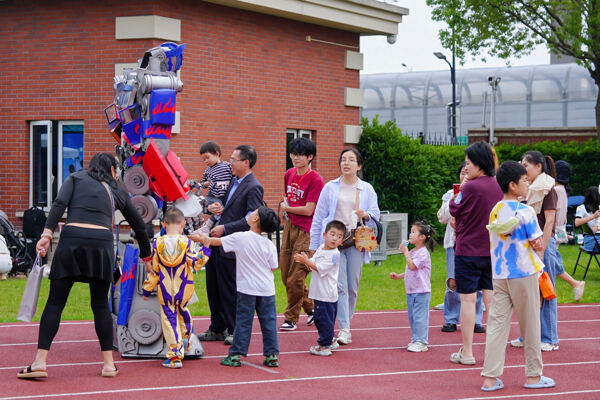 2025夏季嘉年华·海龟音乐节高能回顾,杭州惠灵顿外籍人员子女学校