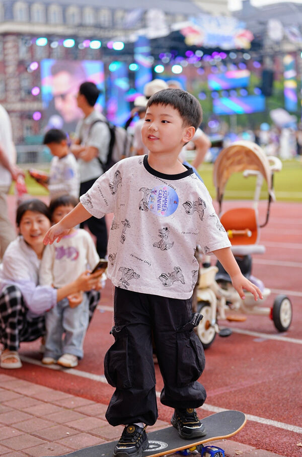 2025夏季嘉年华·海龟音乐节高能回顾,杭州惠灵顿外籍人员子女学校