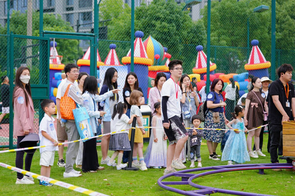 2025夏季嘉年华·海龟音乐节高能回顾,杭州惠灵顿外籍人员子女学校