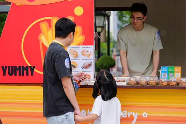 2025夏季嘉年华·海龟音乐节高能回顾,杭州惠灵顿外籍人员子女学校
