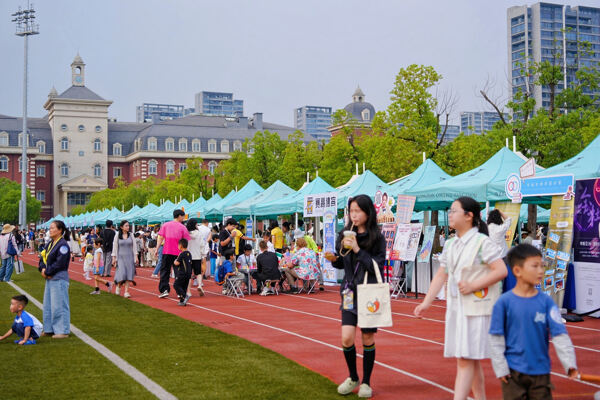 2025夏季嘉年华·海龟音乐节高能回顾,杭州惠灵顿外籍人员子女学校