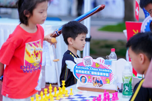 2025夏季嘉年华·海龟音乐节高能回顾,杭州惠灵顿外籍人员子女学校