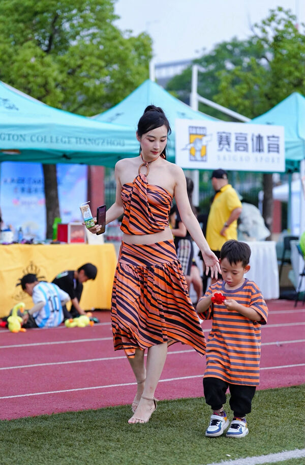 2025夏季嘉年华·海龟音乐节高能回顾,杭州惠灵顿外籍人员子女学校