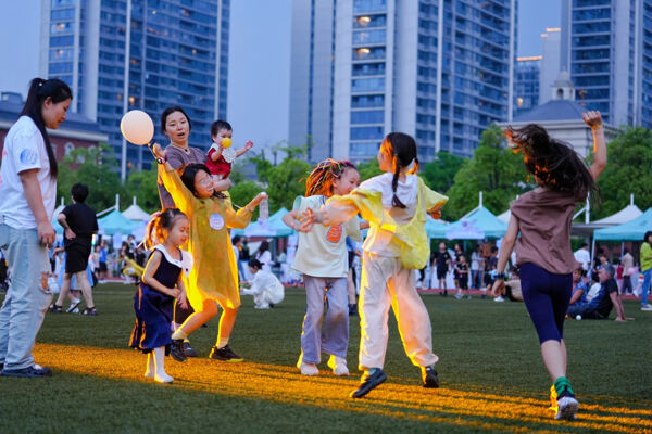 2025夏季嘉年华·海龟音乐节高能回顾,杭州惠灵顿外籍人员子女学校