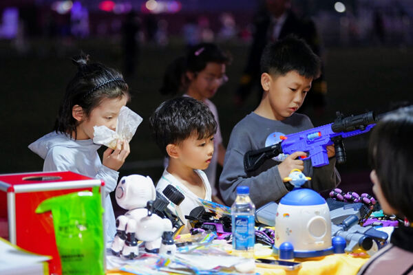 2025夏季嘉年华·海龟音乐节高能回顾,杭州惠灵顿外籍人员子女学校