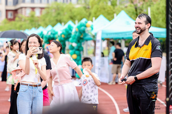 2024惠灵顿杭州校区夏季嘉年华,杭州惠灵顿外籍人员子女学校