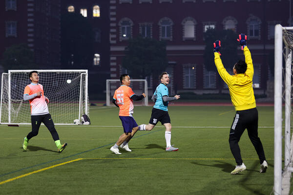 Wellington/Hiba parents and staff football competition,Wellington College International Hangzhou