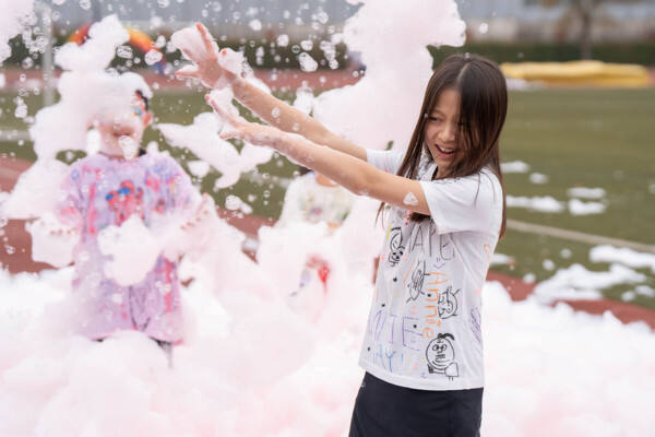 Holi festival,Wellington College International Hangzhou