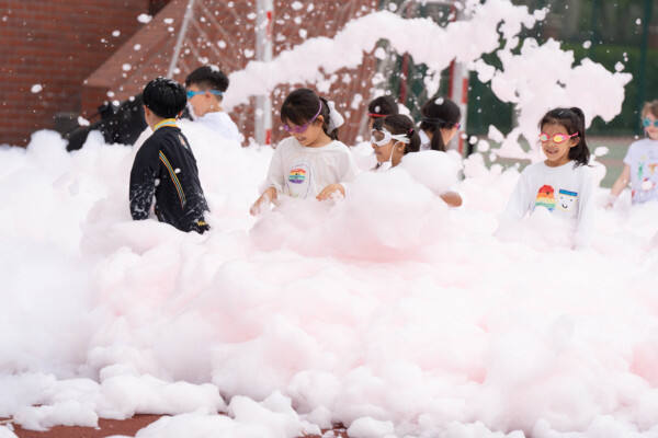 Holi festival,Wellington College International Hangzhou