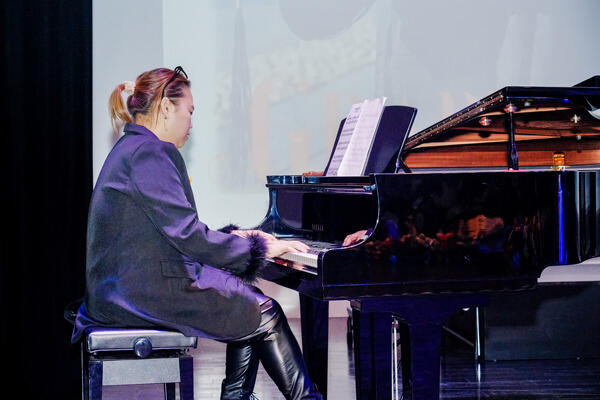 WCCH Sixth Form Graduation Ceremony,Wellington College International Hangzhou