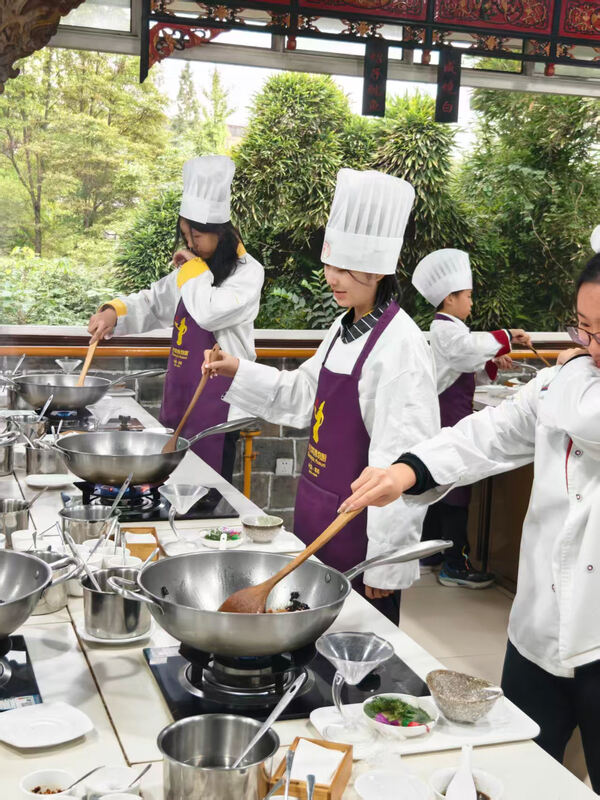 Changemakers' Week,Wellington College International Hangzhou